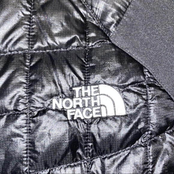 North Face Jacket - Picture 4 of 7